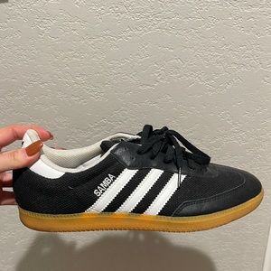 Male size 7 - genuine adidas Sambas